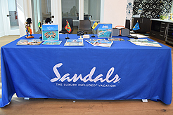 CATALYST TRAVEL WITH SANDALS